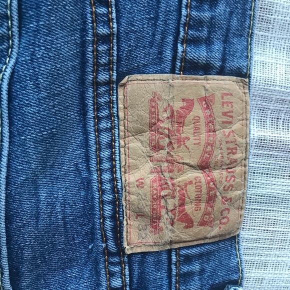 Men’s Levi’s Straight Leg Jeans - Picture 5 of 6